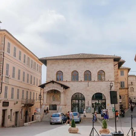 Vittoria, 5 Minuti Da San Francesco, Con Colazione Inclusa Apartment *